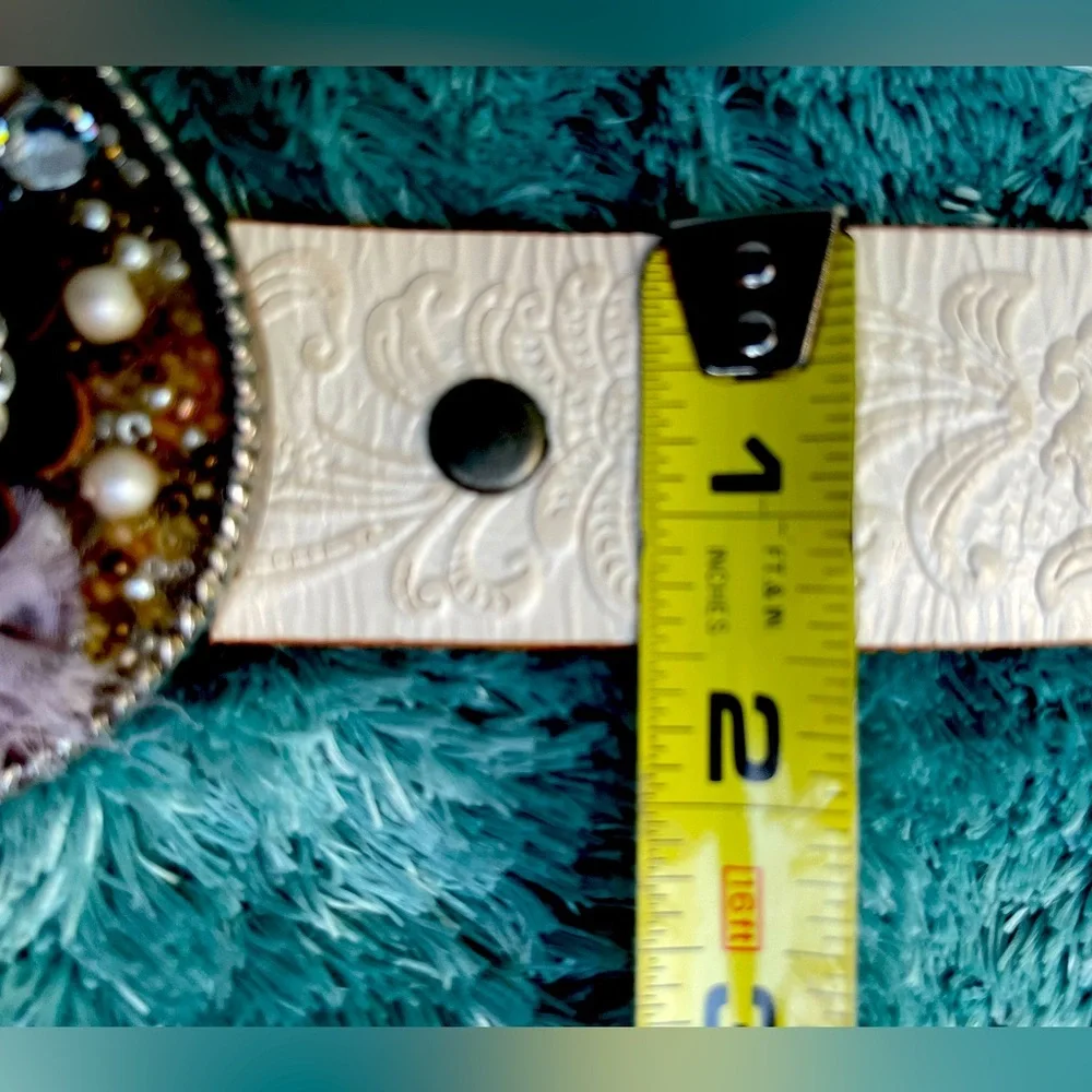 Vintage Women’s belt white large buckle - Picture 7 of 13